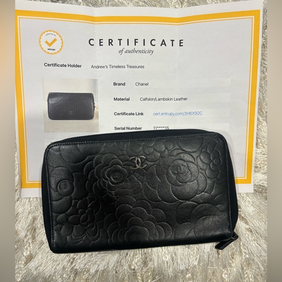 EUC Authentic Chanel Camellia Zip Wallet - Picture 4 of 7